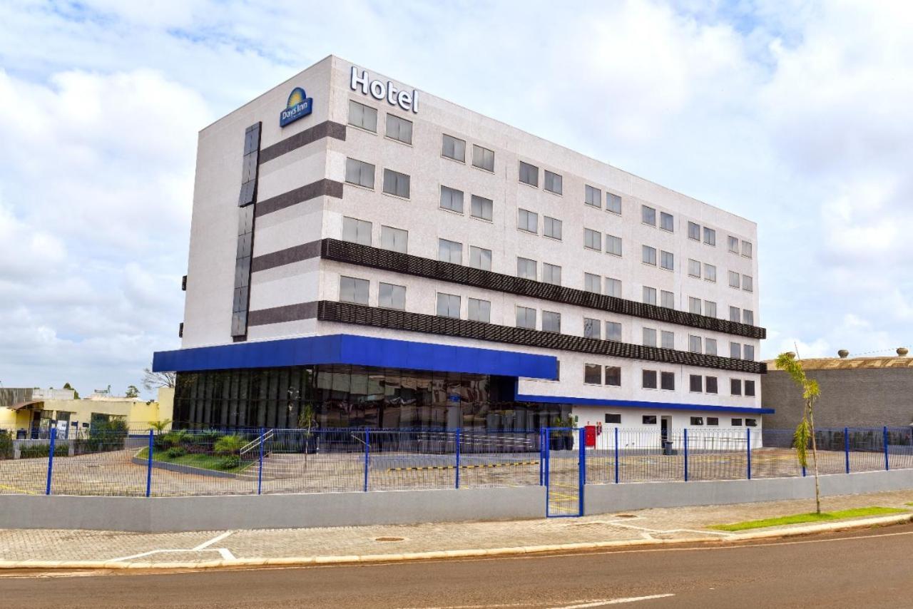 Days Inn By Wyndham Cascavel Каскавел Екстер'єр фото